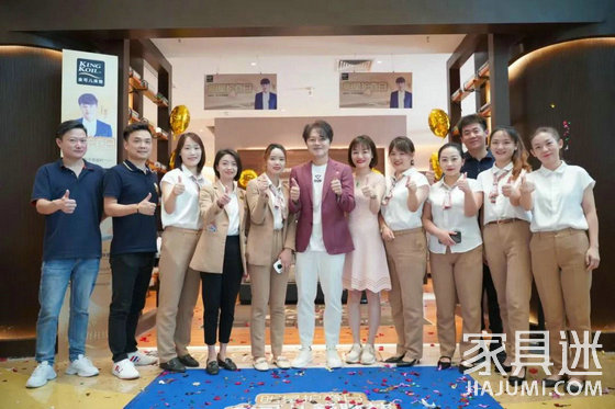 歐得洋在無錫金可兒店