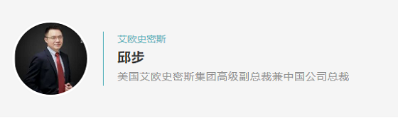 邱步