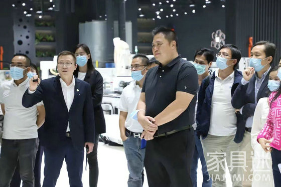 參展人群